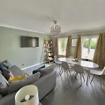 Monkbridge Mews Apartman