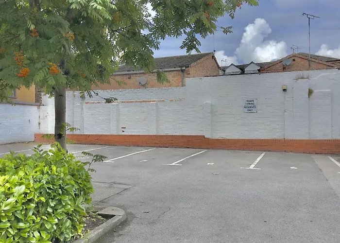 Monkbridge Mews Apartament *